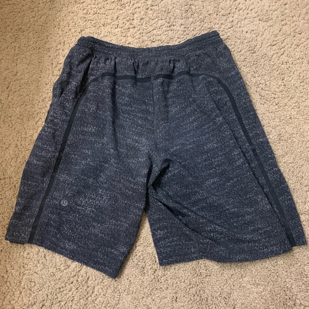Lululemon 7” shorts sz M